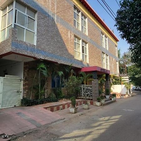 Hotel Stellar 布巴内什瓦尔 外观 照片
